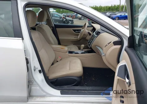 2016 Nissan Altima 2.5 Sv z USA, uszkodzony, nr VIN 1N4AL3AP1GC135110